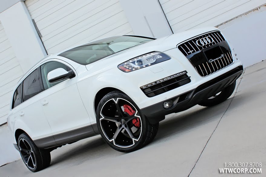 Giovanna Dalar-5V on Audi Q7 
